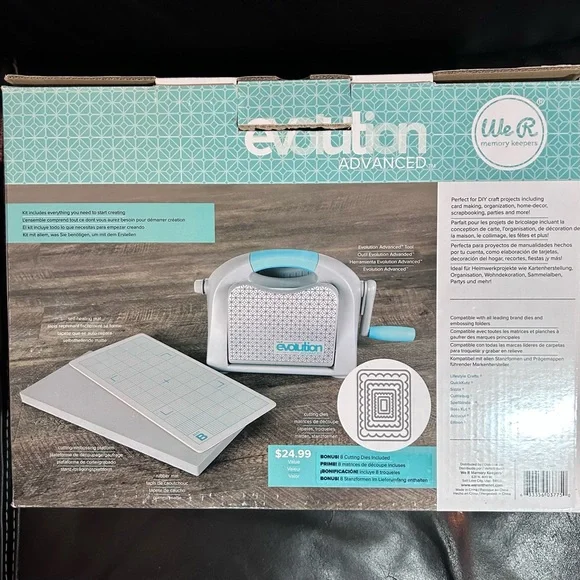 We R Memory Keepers Evolution Advanced die-cut & embossing machine - Picture 4 of 15